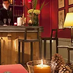Sainte-beuve 4* Paris